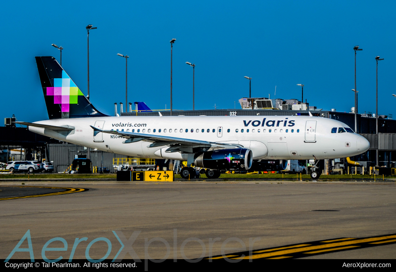 Photo of N504VL - Volaris Airbus A319 at IAD on AeroXplorer Aviation Database