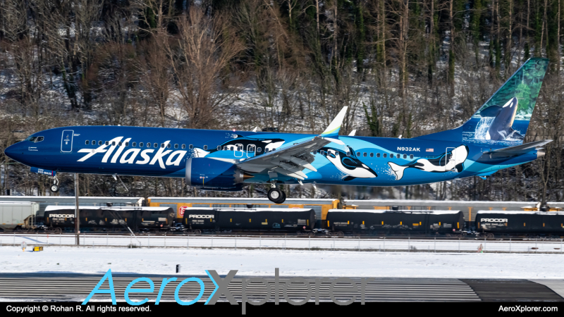 Photo of N932AK - Alaska Airlines Boeing 737 MAX 9 at BFI on AeroXplorer Aviation Database