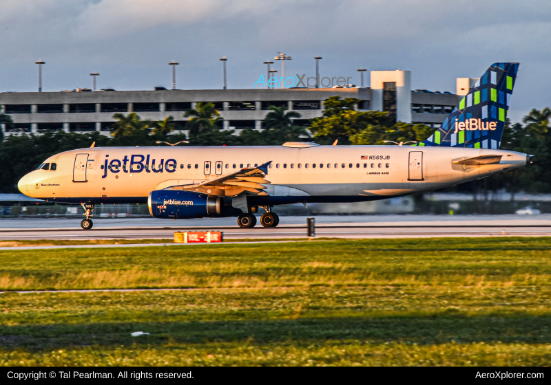 Photo of N569JB - JetBlue Airways Airbus A320 at PBI on AeroXplorer Aviation Database