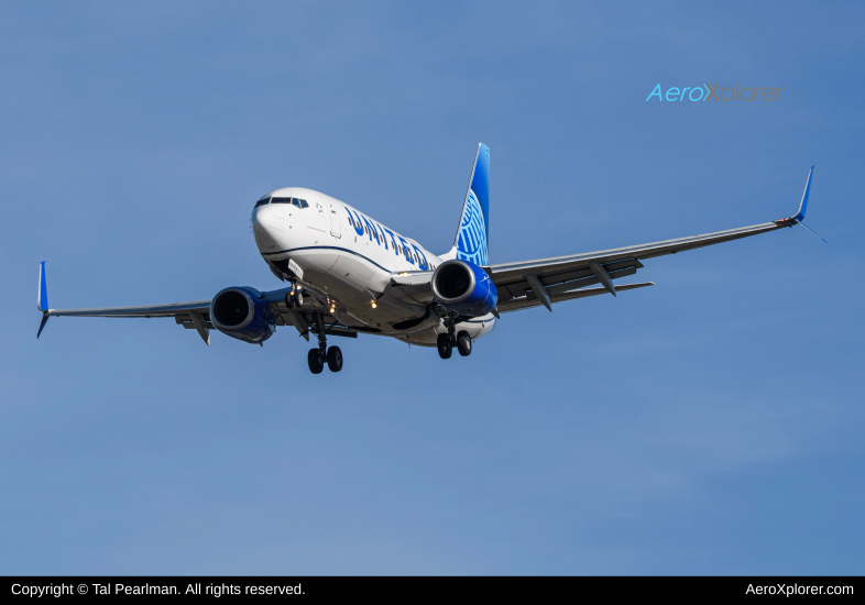 Photo of N27734 - United Airlines Boeing 737-700 at PIT on AeroXplorer Aviation Database