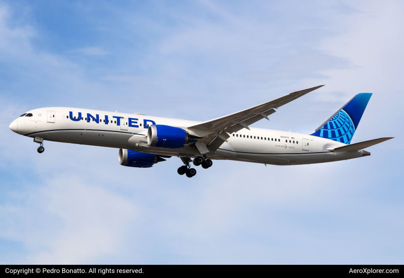 Photo of N29975 - United Airlines Boeing 787-9 at GRU on AeroXplorer Aviation Database