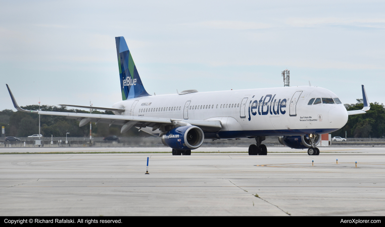 Photo of N996JL - JetBlue Airways Airbus A321-200 at FLL on AeroXplorer Aviation Database