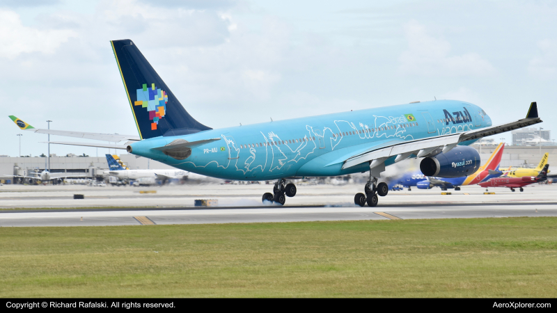 Photo of PR-AIU - Azul Brazilian Airlines Airbus A330-200 at FLL on AeroXplorer Aviation Database