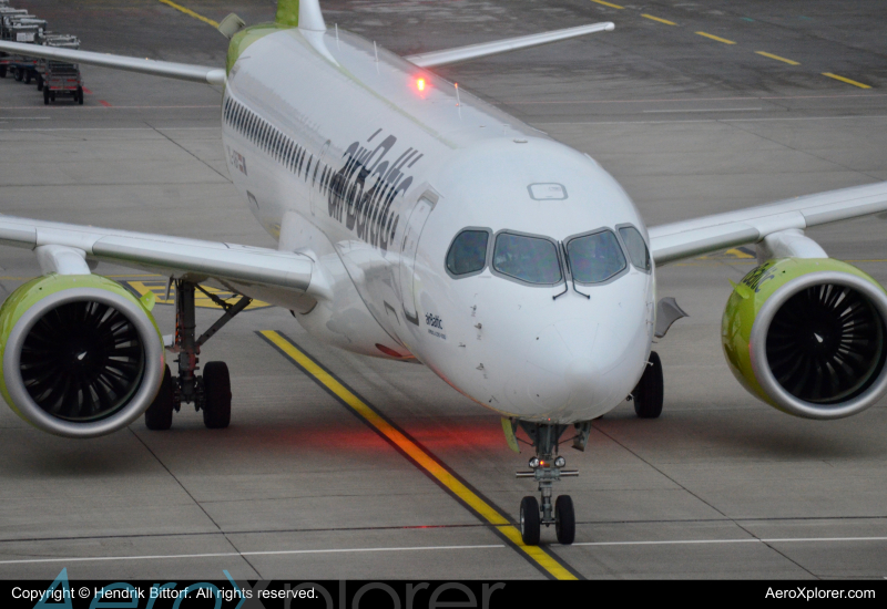 Photo of YL-ABF - Air Baltic    Airbus A220-300 at ZRH on AeroXplorer Aviation Database