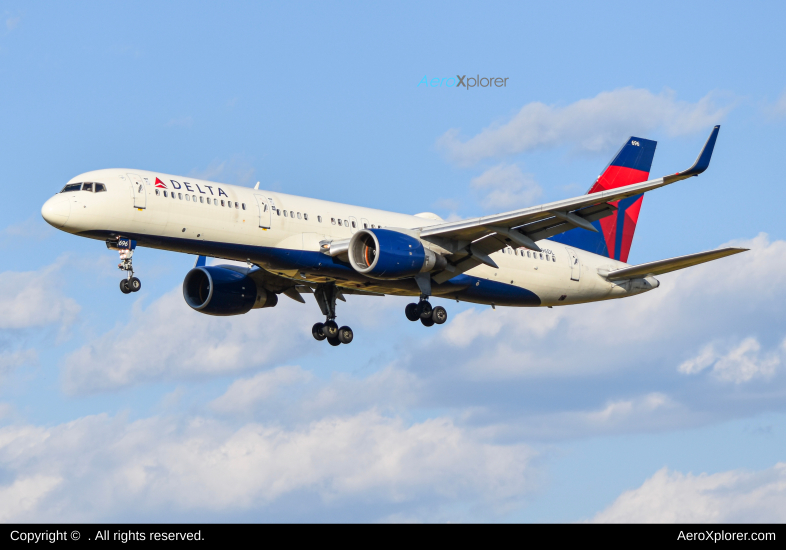 Photo of N696DL - Delta Airlines Boeing 757-200 at BWI on AeroXplorer Aviation Database