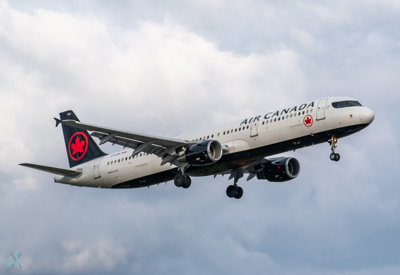 Photo of C-GJWI - Air Canada Airbus A321-200 at YYZ on AeroXplorer Aviation Database