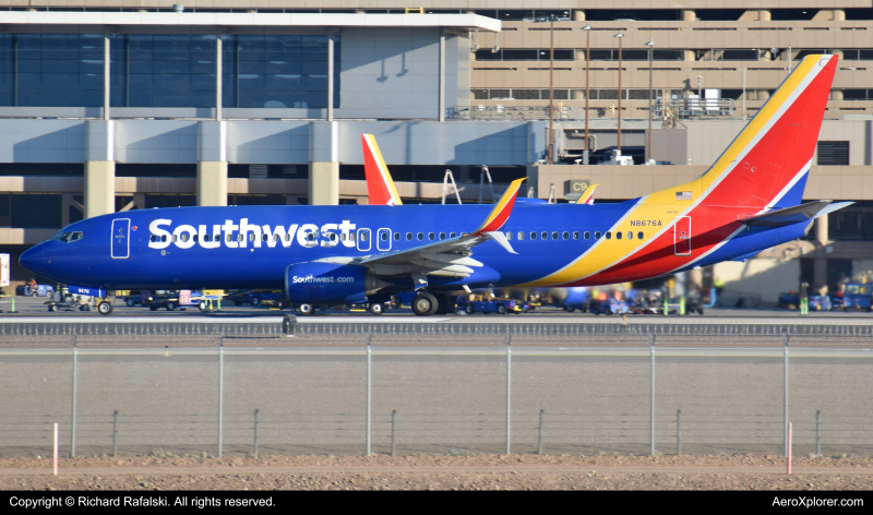 Photo of N8676A - Southwest Airlines Boeing 737-800 at PHX on AeroXplorer Aviation Database