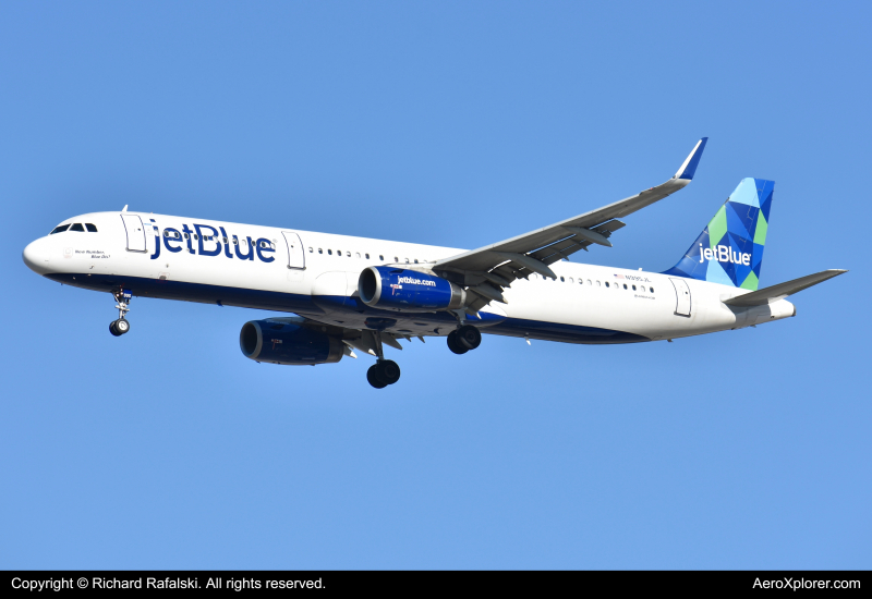 Photo of N995JL - JetBlue Airways Airbus A321-200 at MCO on AeroXplorer Aviation Database