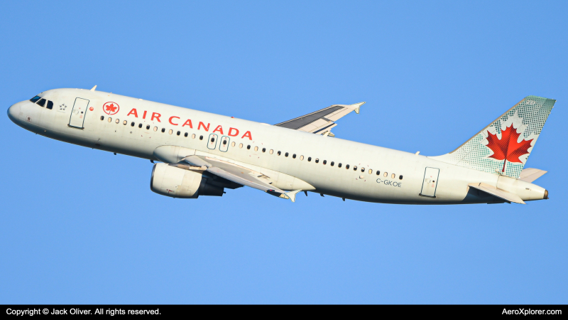 Photo of C-GKOE - Air Canada Airbus A320 at KORD on AeroXplorer Aviation Database