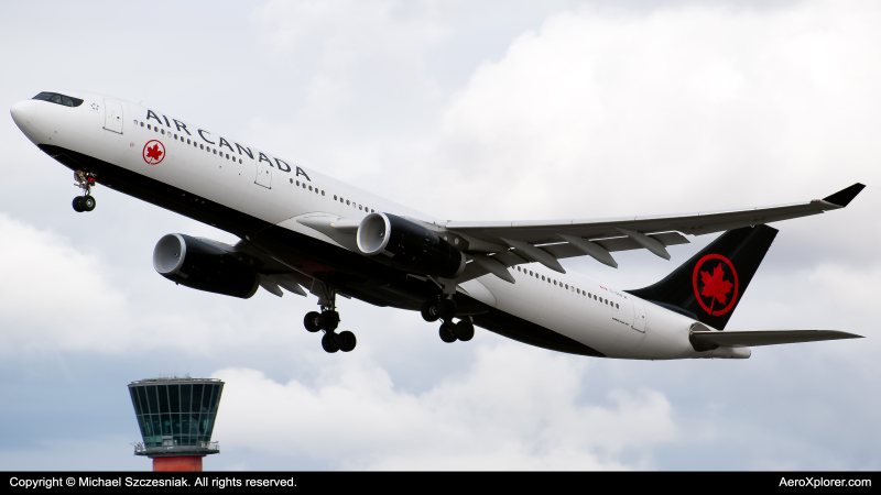 Photo of C-GOFW - Air Canada Airbus A330-300 at LHR on AeroXplorer Aviation Database