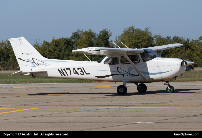 Photo of N1743L - PRIVATE Cessna 172 at AGC on AeroXplorer Aviation Database