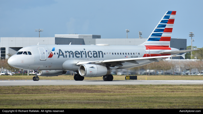 Photo of N813AW - American Airlines Airbus A319 at DAB on AeroXplorer Aviation Database