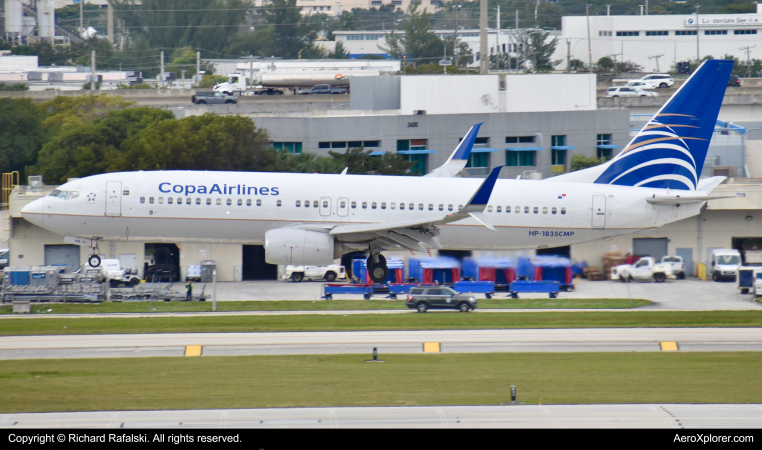 Photo of HP-1835CMP - Copa Airlines Boeing 737-800 at FLL on AeroXplorer Aviation Database