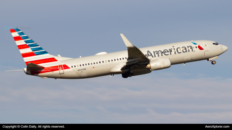 Photo of N933NN - American Airlines Boeing 737-800 at CLT on AeroXplorer Aviation Database