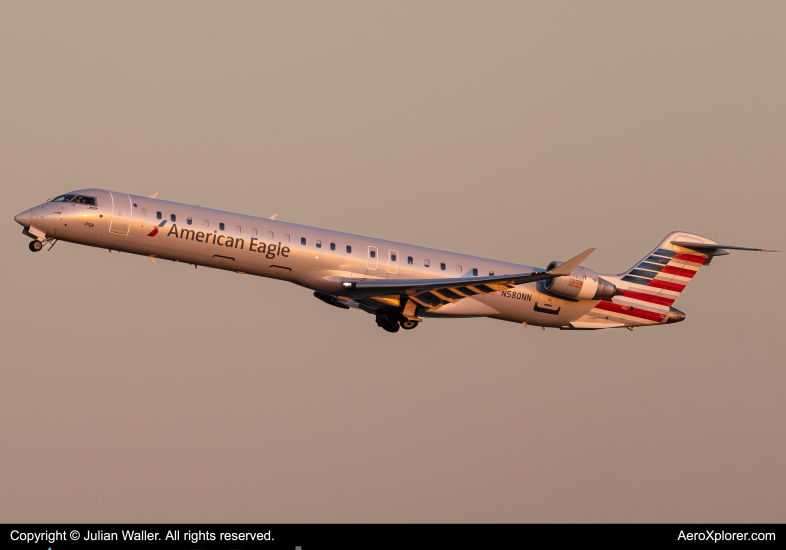 Photo of N580NN - American Eagle Mitsubishi CRJ-900 at CLT on AeroXplorer Aviation Database