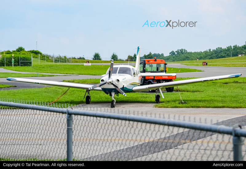 Photo of N121JT - PRIVATE Piper PA-32 at GAI on AeroXplorer Aviation Database