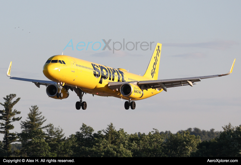 Photo of N670NK - Spirit Airlines Airbus A321-200 at MHT on AeroXplorer Aviation Database