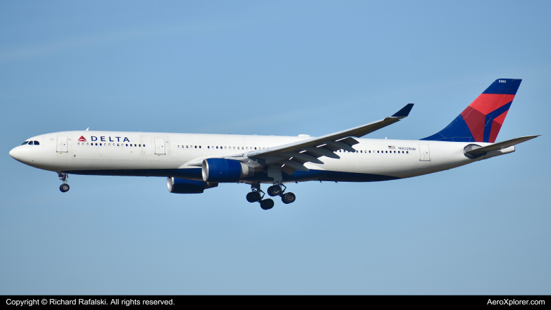 Photo of N802NW - Delta Airlines Airbus A330-200 at ATL on AeroXplorer Aviation Database
