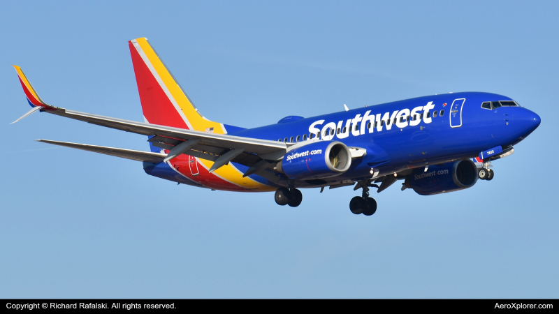 Photo of N7855A - Southwest Airlines Boeing 737-700 at PHX on AeroXplorer Aviation Database