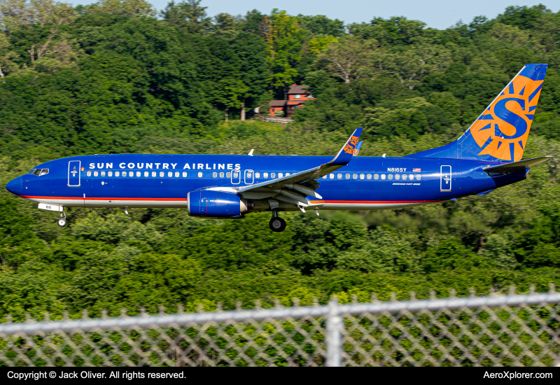 Photo of N816SY - Sun Country Airlines Boeing 737-800 at LUK on AeroXplorer Aviation Database