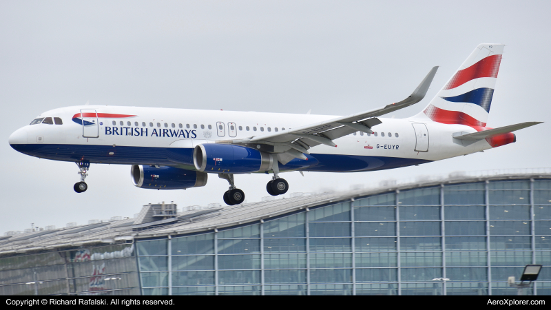 Photo of G-EUYR - British Airways Airbus A320 at LHR on AeroXplorer Aviation Database