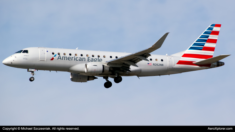 Photo of N262NN - American Eagle Embraer E175 at ORD on AeroXplorer Aviation Database
