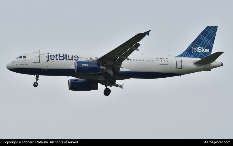 Photo of N607JB - JetBlue Airways Airbus A320 at MCO on AeroXplorer Aviation Database