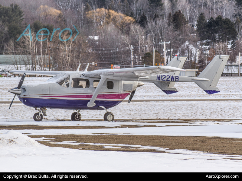 Photo of N122WB - PRIVATE Cessna 336/337 Skymaster at LCI on AeroXplorer Aviation Database