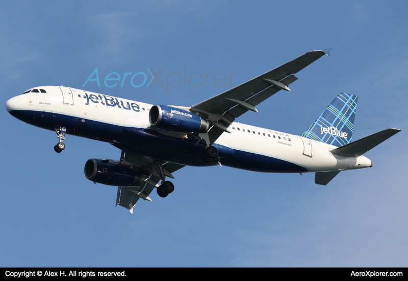 Photo of N524JB - JetBlue Airways Airbus A320 at BOS on AeroXplorer Aviation Database