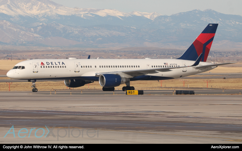 Photo of N721TW - Delta Airlines Boeing 757-200 at DEN on AeroXplorer Aviation Database