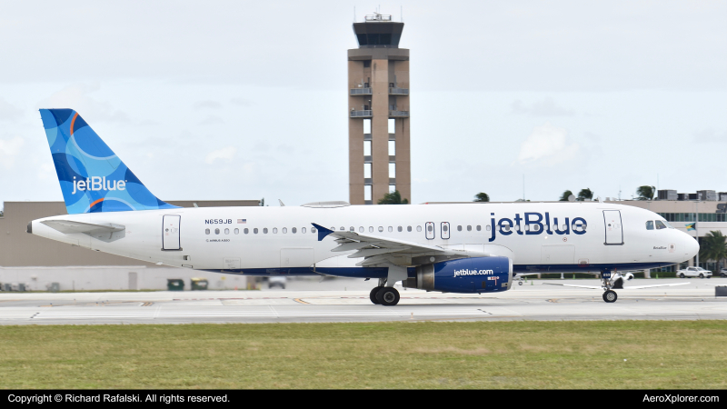 Photo of N659JB - JetBlue Airways Airbus A320 at FLL on AeroXplorer Aviation Database