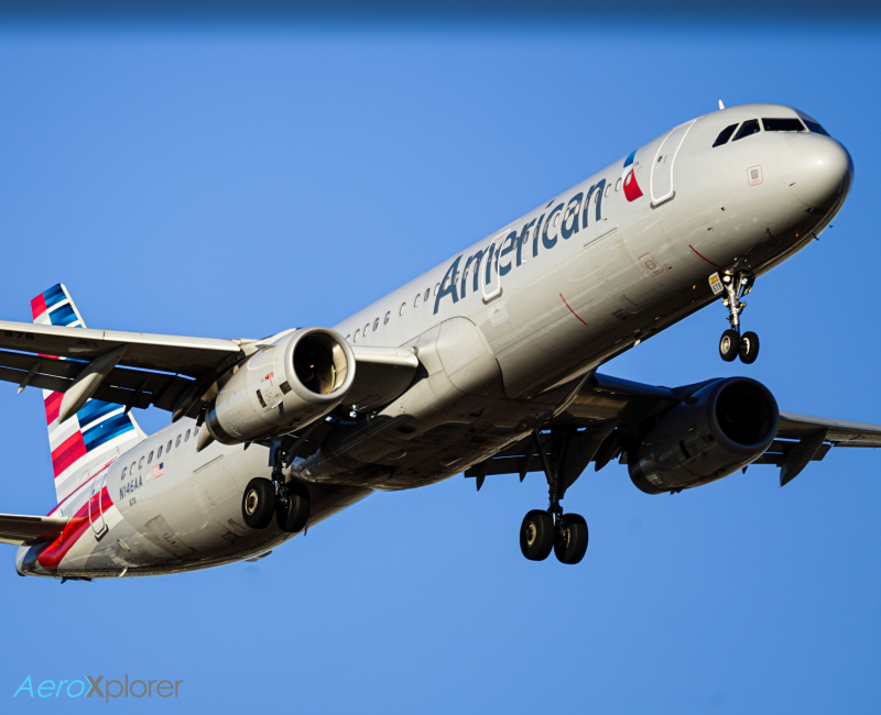 Photo of N146AA - American Airlines Airbus A321-200 at DFW on AeroXplorer Aviation Database