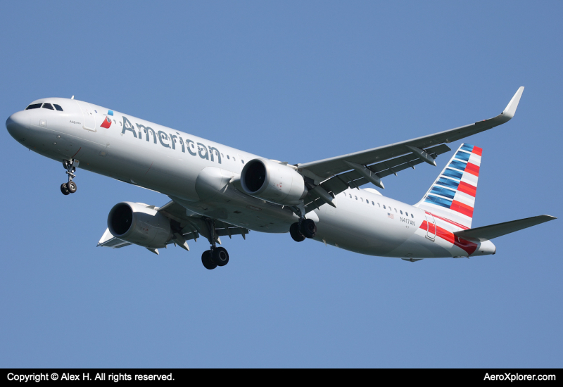 Photo of N417AN - American Airlines Airbus A321NEO at BOS on AeroXplorer Aviation Database