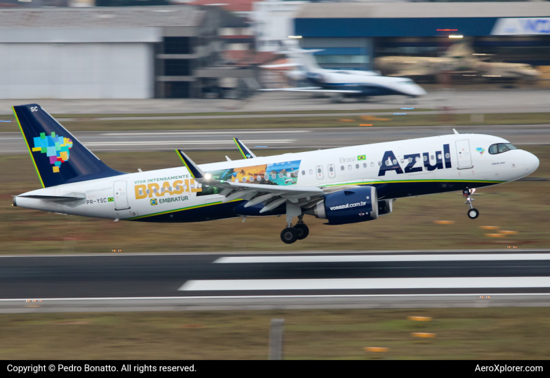 Photo of PR-YSC - Azul  Airbus A320NEO at CGH on AeroXplorer Aviation Database