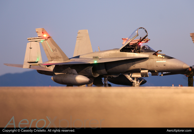 Photo of 188770 - Royal Canadian Air Force McDonnell Douglas CF-18 Hornet at TUS on AeroXplorer Aviation Database