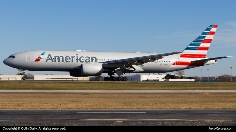 Photo of N795AN - American Airlines Boeing 777-200ER at CLT on AeroXplorer Aviation Database