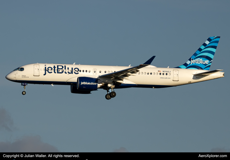 Photo of N3162J - JetBlue Airways Airbus A220-300 at MCO on AeroXplorer Aviation Database