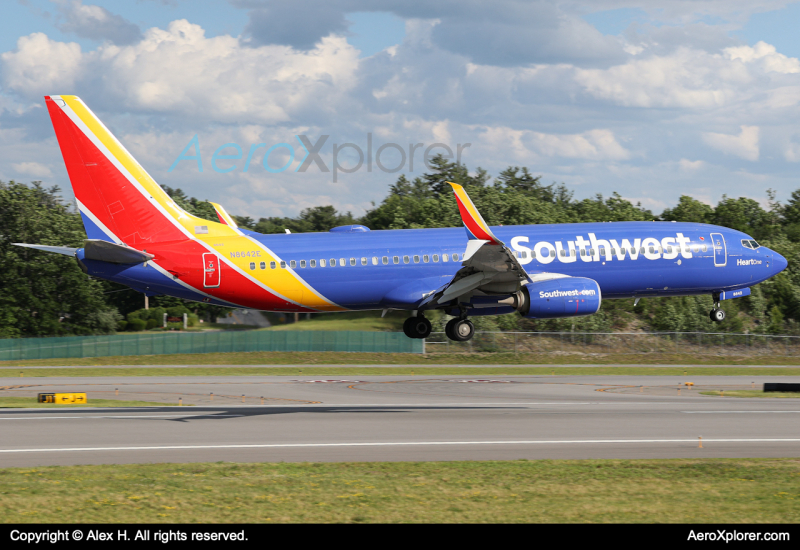 Photo of N8642E - Southwest Airlines Boeing 737-800 at MHT on AeroXplorer Aviation Database