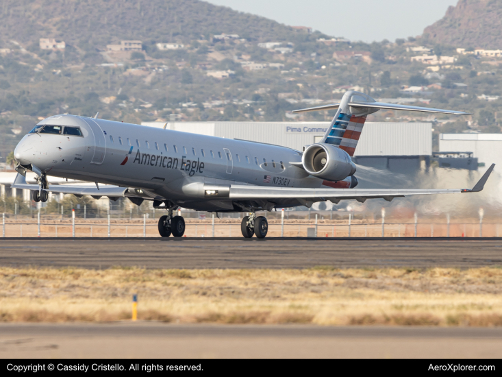 Photo of N730EV - American Eagle Mitsubishi CRJ-700 at TUS on AeroXplorer Aviation Database