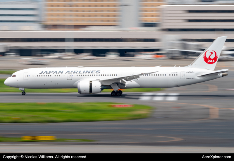 Photo of JA880J - Japan Airlines Boeing 787-9 at HND on AeroXplorer Aviation Database