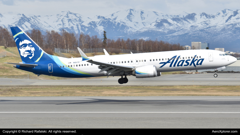 Photo of N979AK - Alaska Airlines Boeing 737 MAX 9 at ANC on AeroXplorer Aviation Database