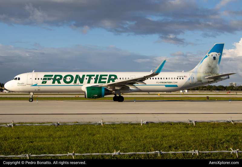 Photo of N711FR - Frontier Airlines Airbus A321-200 at FLL on AeroXplorer Aviation Database