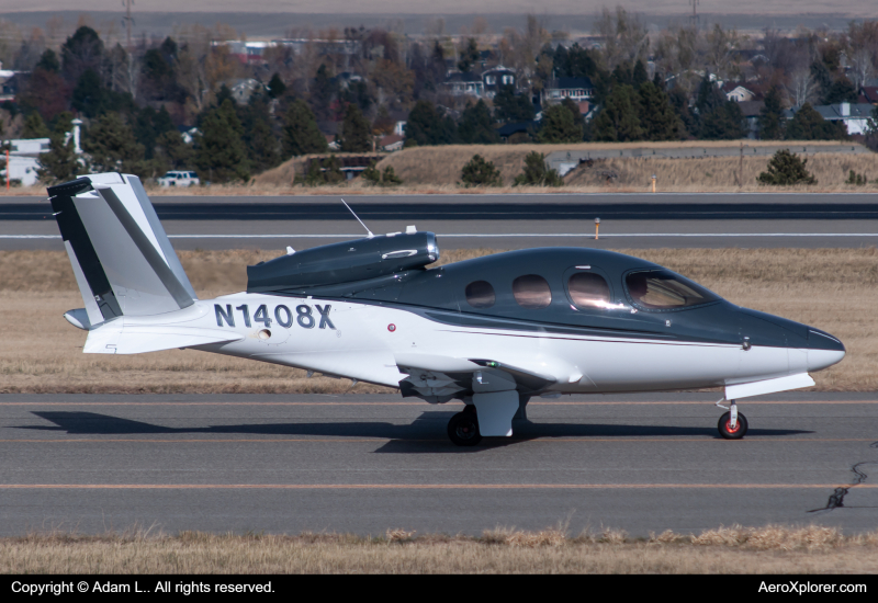 Photo of N1408X - PRIVATE Cirrus Vision SF50 at BIL on AeroXplorer Aviation Database