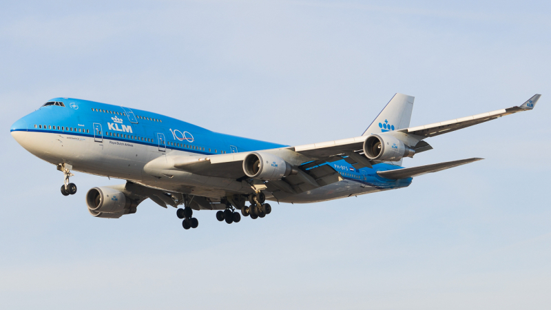 Photo of PH-BFS - KLM Boeing 747-400 at YYZ on AeroXplorer Aviation Database