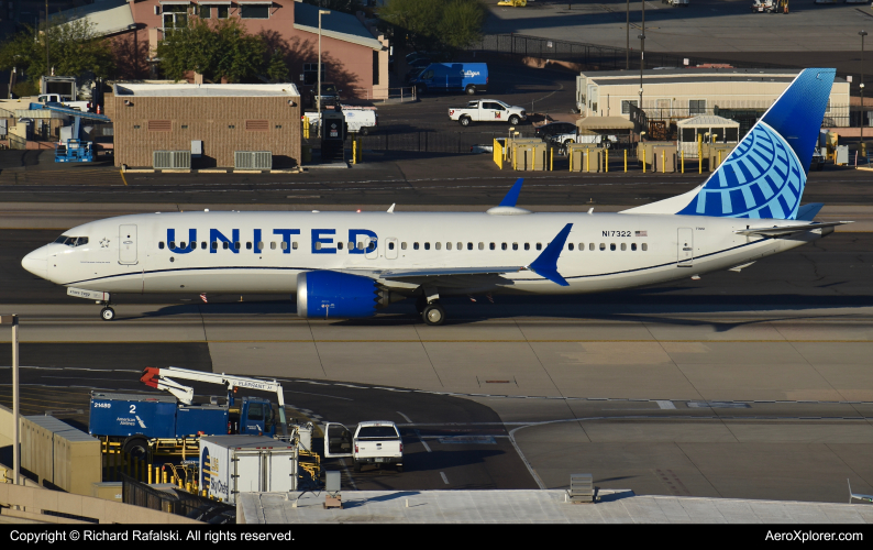 Photo of N17322 - United Airlines Boeing 737 MAX 8 at PHX on AeroXplorer Aviation Database