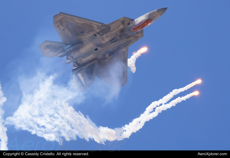 Photo of 02-4040 - USAF - United States Air Force Lockheed Martin F-22A Raptor at YUM on AeroXplorer Aviation Database