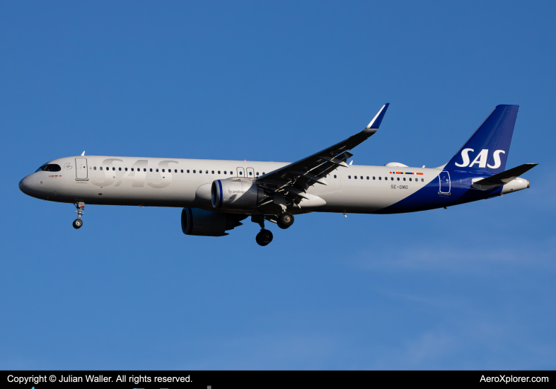 Photo of SE-DMO - Scandinavian Airlines Airbus A321NEO at IAD on AeroXplorer Aviation Database