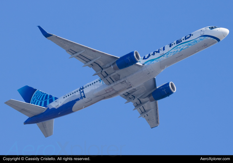 Photo of N14106 - United Airlines Boeing 757-200 at SAN on AeroXplorer Aviation Database