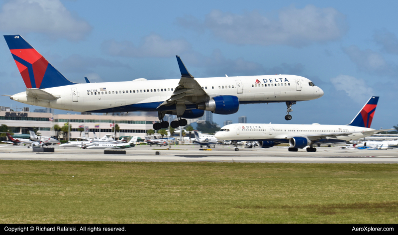Photo of N6710E - Delta Airlines Boeing 757-200 at FLL on AeroXplorer Aviation Database