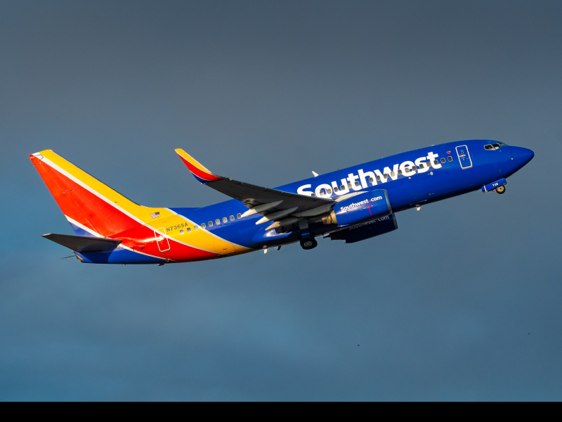 Photo of N736SA - Southwest Airlines Boeing 737-700 at SRQ on AeroXplorer Aviation Database